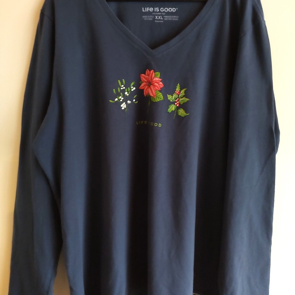 Life is Good - Holiday  Crusher Vee-neck Long Sleeve T - XXL - Never worn!